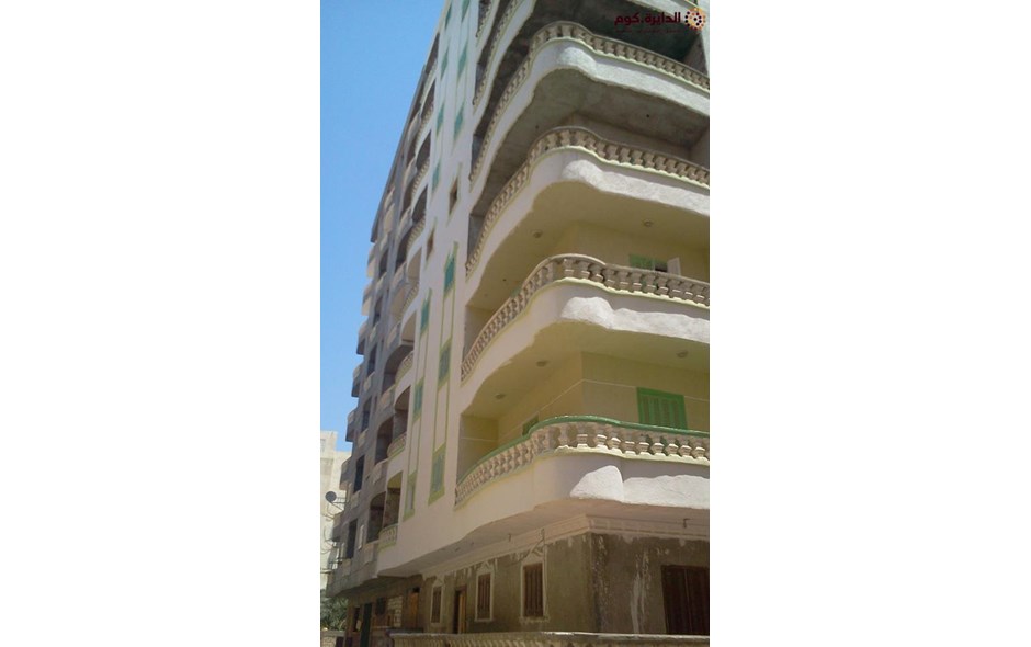 شقة بالاسكندرية 90م 3 غرف خطوات للبحر بمقدم 20 الف فقط