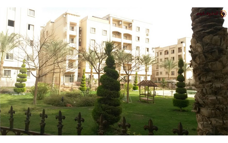 شقة للبيع كمبوند بيتى 