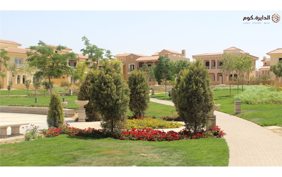 فيلا جديده للبيع بكمبوند الهايد بارك بالتجمع الخامس