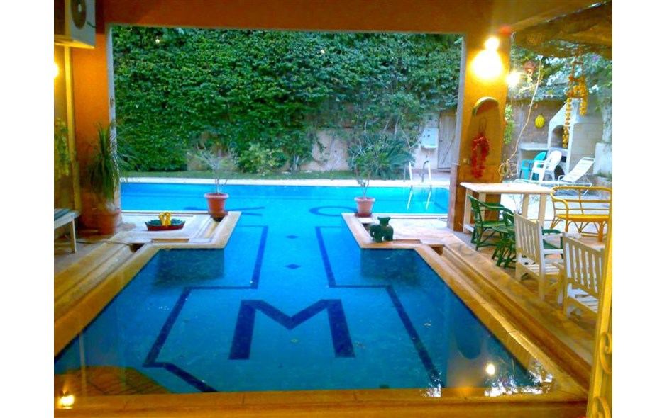 فرصة للصفوة فيلا للبيع كالقصر 800 متر بحدائق الاهرام تحفة جدا