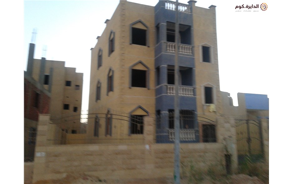 منزل بجوار حي الاشجار وملاهي دريم لاند مدينة اكتوبر