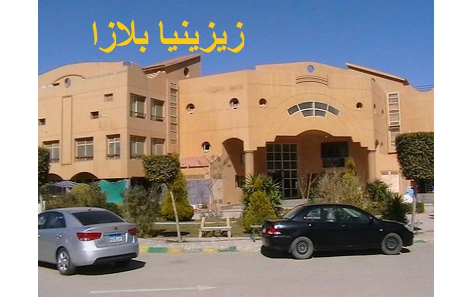 للبيع محل 65 م بجوار  الجامعة الامريكية 