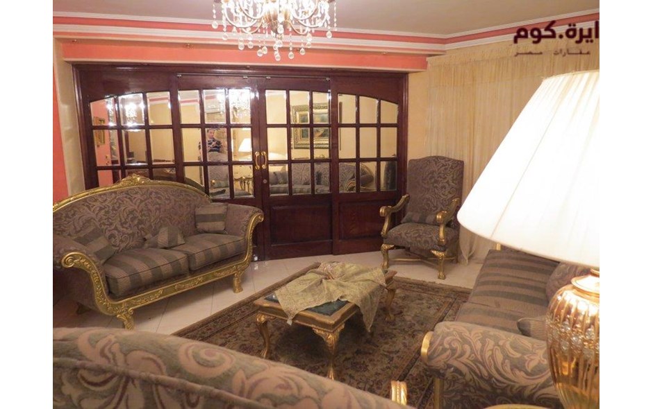                  شقة فى برج راقى بموقع متميز - مدينة نصر