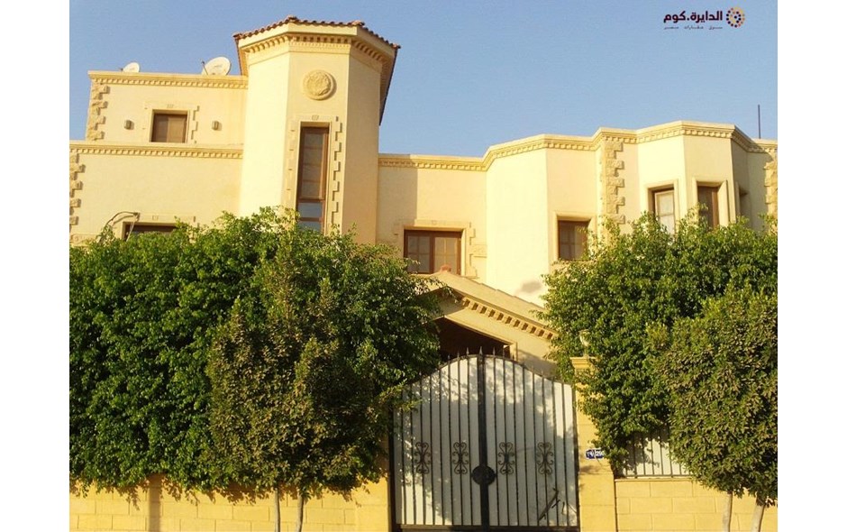  فيلا للبيع ببفرلى هيلز villa in beverly hills