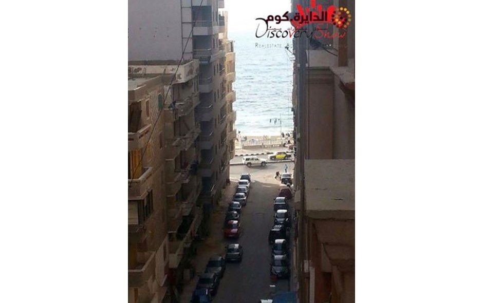 فرصة لهواة التميز للبيع شقة بارقى موقع على البحر