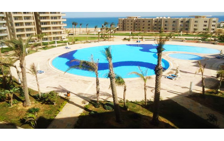 في السخنة شاليه بإطلالة رائعة أوشن بلو