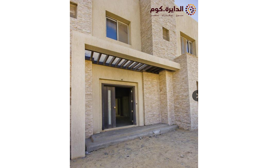 للبيع فيلا بكمباوند اليجريا بيفرلي هيلز 