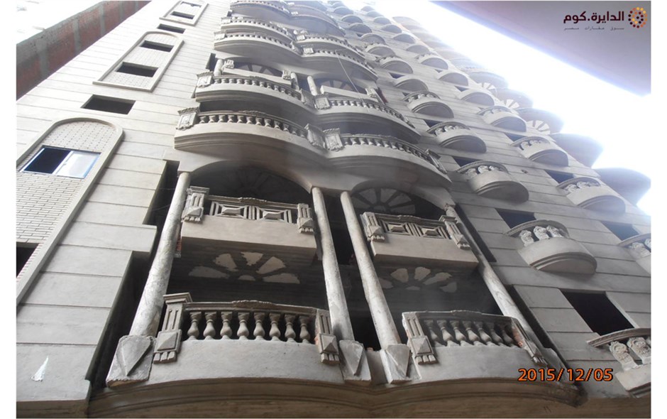 شقه للبيع تانى نمره من الرئيسى