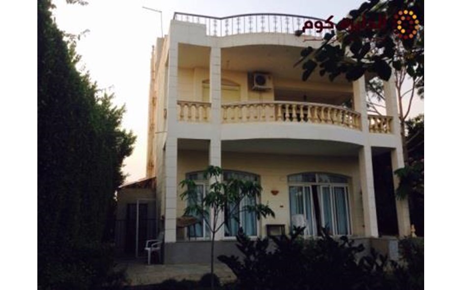 امتلك فيلا 700م علي اعلي ربوة بالكمبوند الشروق 2000