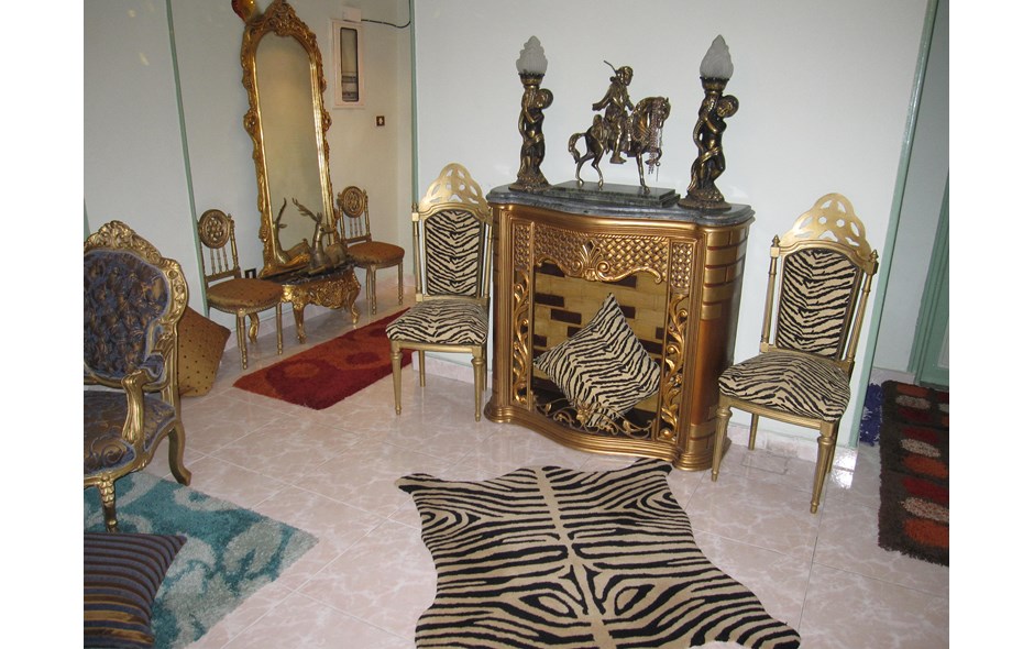 شقه 185 م فاخره للبيع بالفرش او بدون بالزمالك – شارع طه حسين.