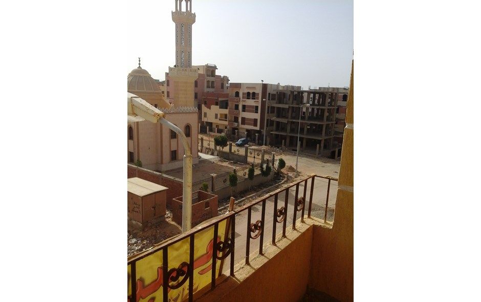 شقه للبيع  100 م فى مدينه العبور