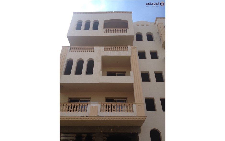 شقه 161م بحري بجوار مول العرب تسهيلات