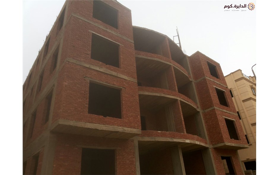 شقة للبيع 138م بالشروق بالتقسيط بموقع ممتاز بجواركمبوند حسن علام 	